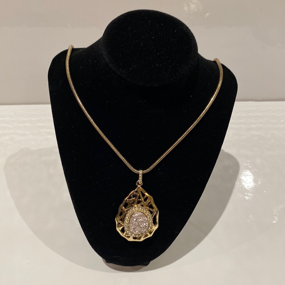 Vintage Graciano gold tone necklace